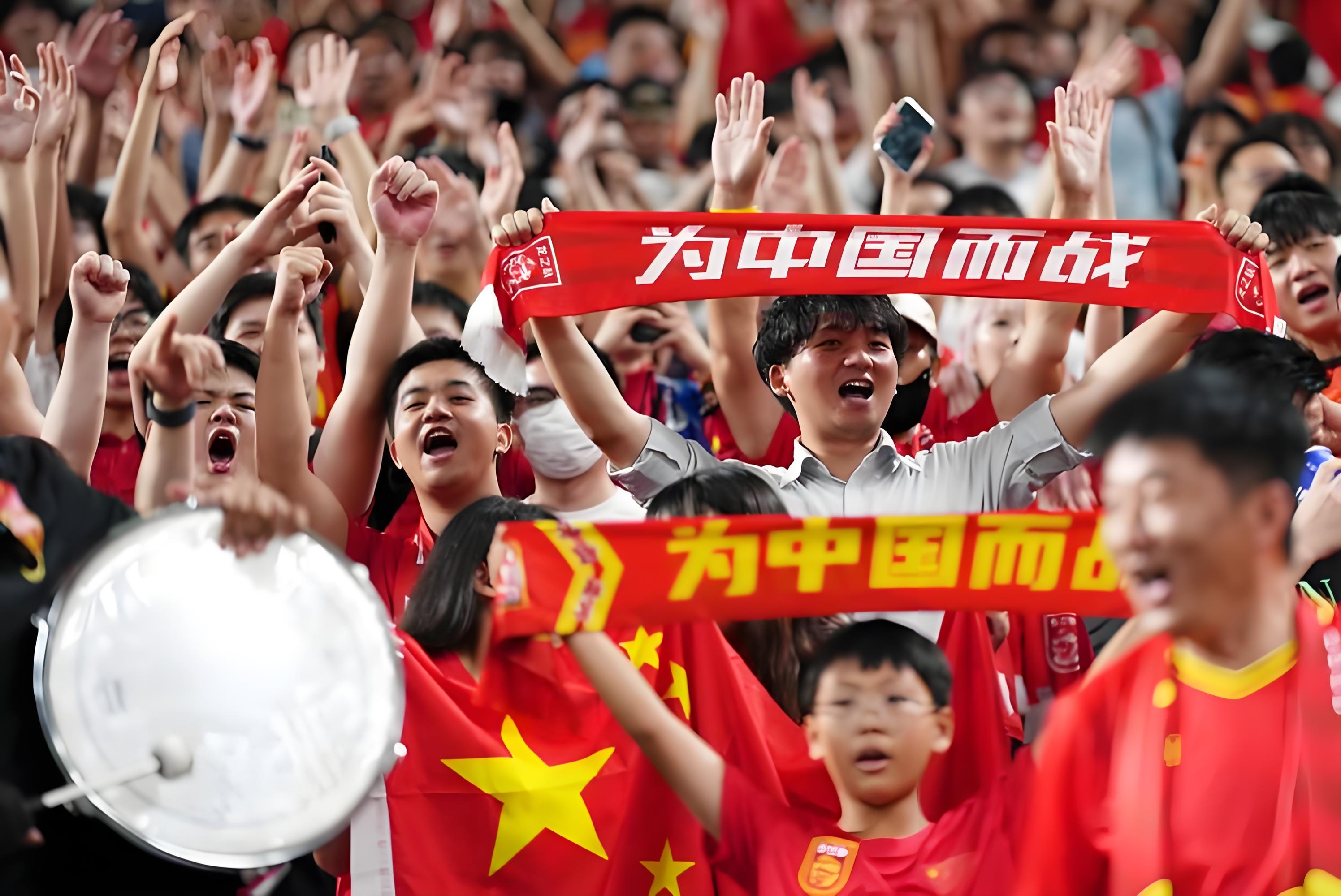 开云APP-中国足球盛事精彩绝伦，球迷热情高涨达到巅峰